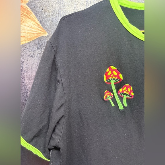 🍄 🍄‍🟫 BLACK THORN designed in LA - Picture 4 of 9